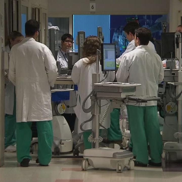 Hospital doctors interior generic.jpg